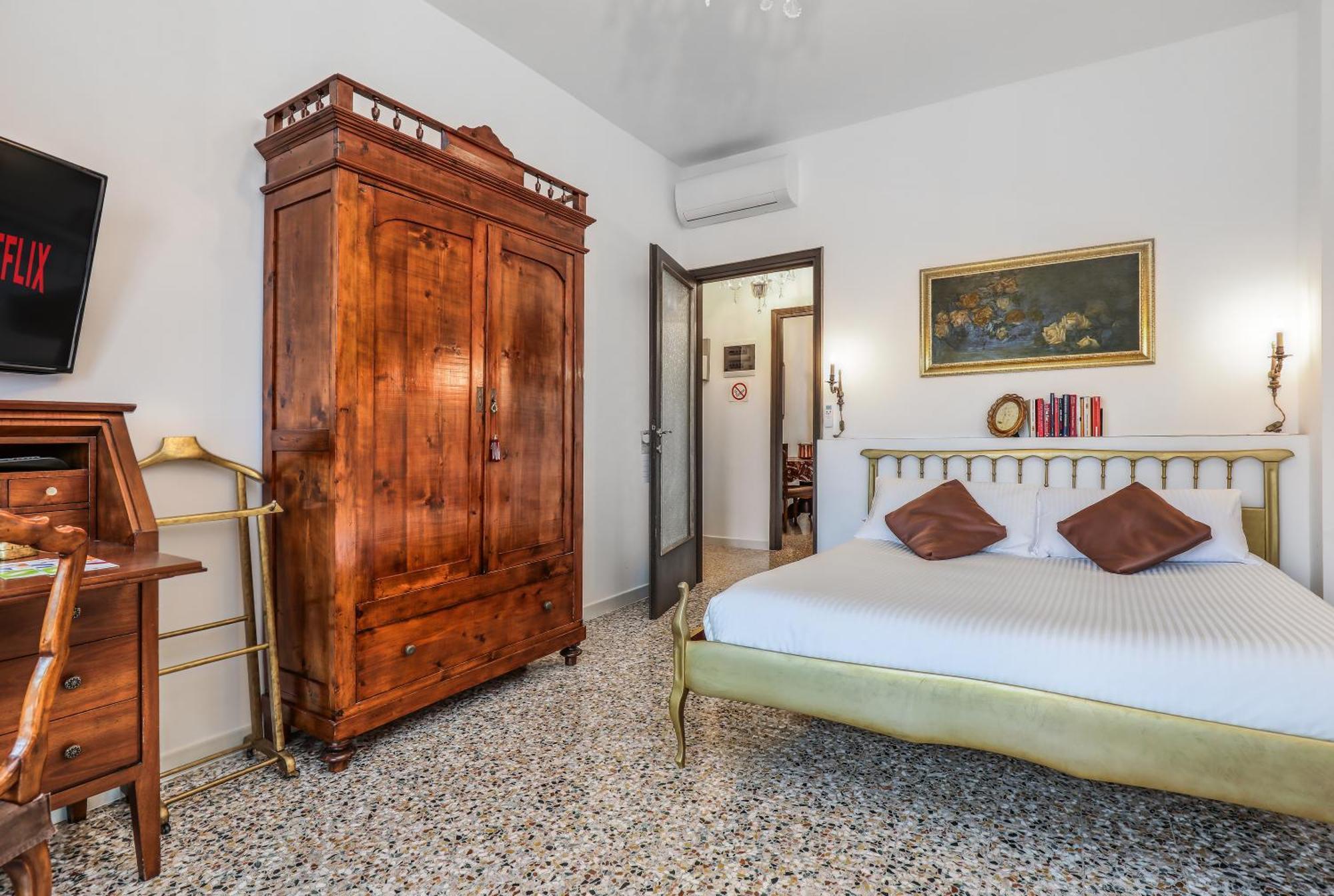 Suite Angolo Alla Stazione - Appartamento Con Terrazzo Panoramico Pavia Exterior foto